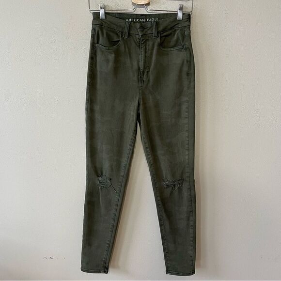 American Eagle Next Level Stretch Green Camo Curvy Super High-Rise Jeggings - Picture 6 of 8
